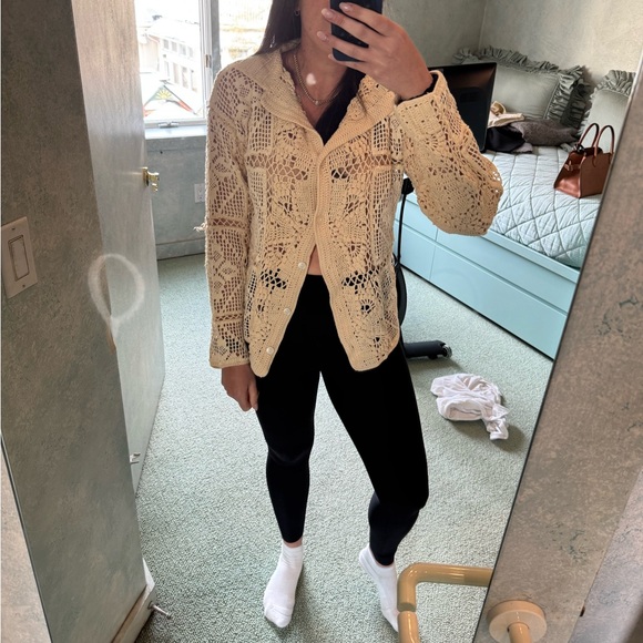 Zara Beige Crochet Lace Cardigan - Picture 6 of 9